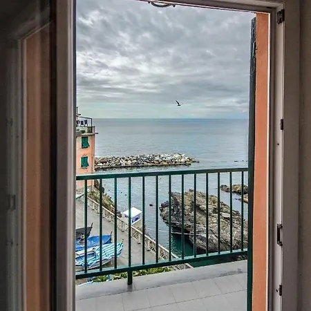 Alberta Guest house 4*